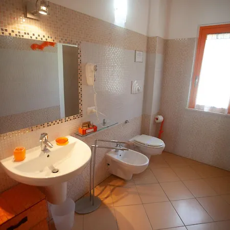 Апартаменты Luxus-drei-zimmer-wohnungen Mit Grossem Garten By Interhome