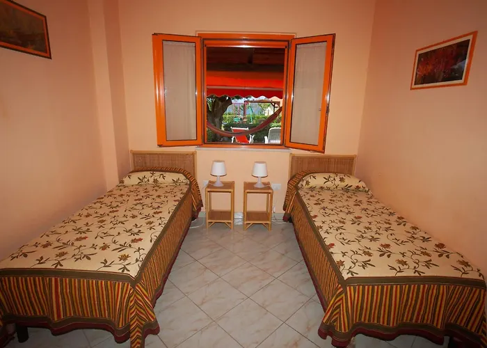 Апартаменты Luxus-drei-zimmer-wohnungen Mit Grossem Garten By Interhome Санта-Мария